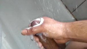 Shower Nut