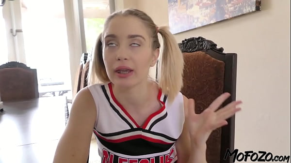MOFOZO.com – 18 Year Old Cheerleader Gets The Cum In Her Mouth