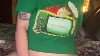 Stoner Chick Smokes & Fucks Herself – Full Video on OF